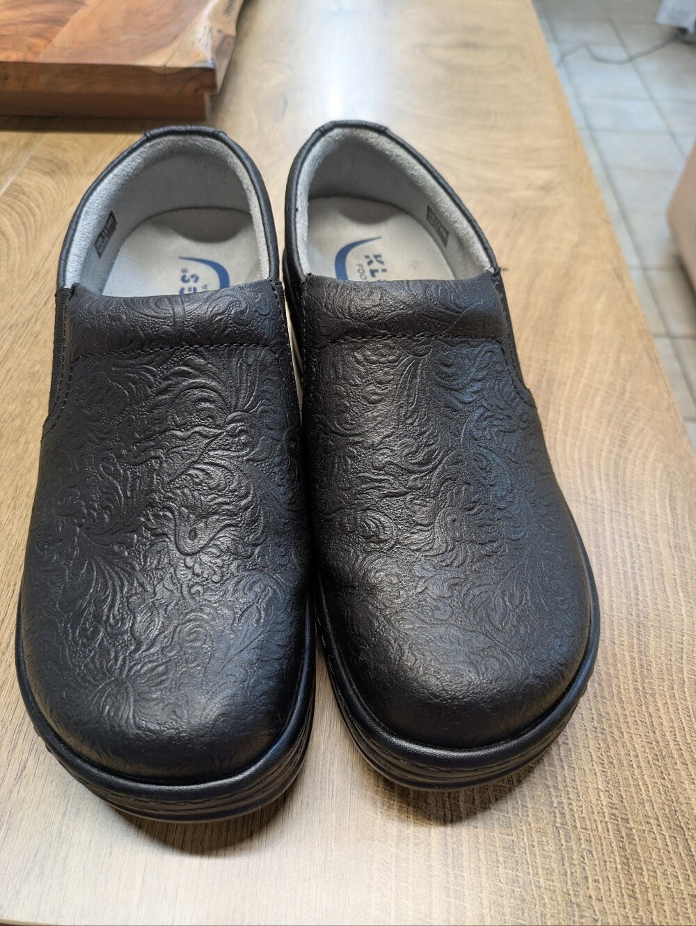 Woman's KLOGS